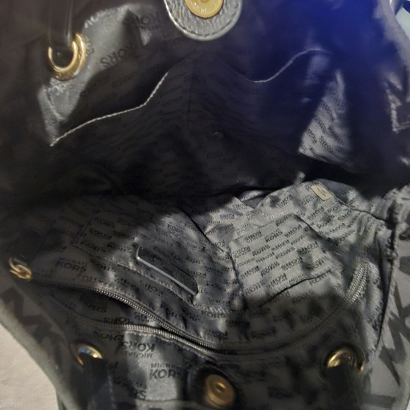 Michael Kors black logo canvas tote - Picture 5 of 6